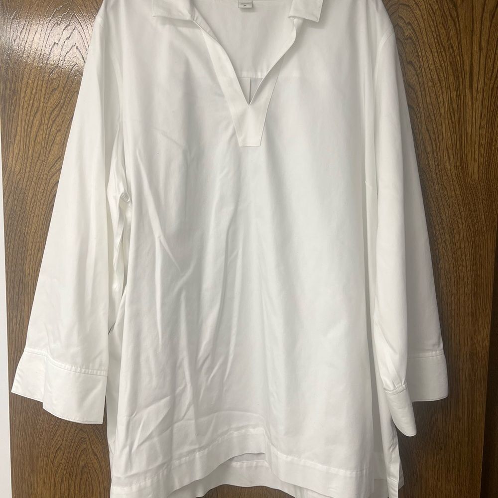Coldwater Creek White V-Neck Blouse Relaxed Fit